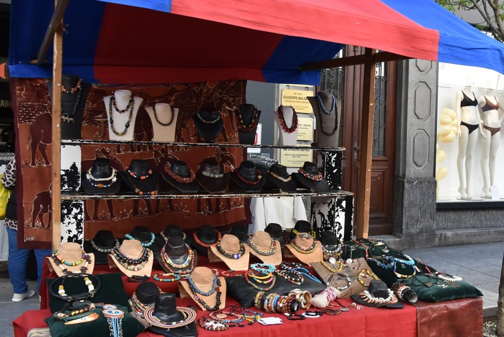 Lugano private tours shopping