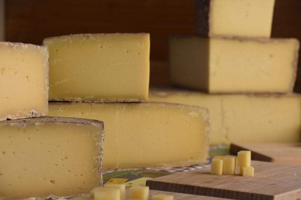 Swiss Cheese market Lucerne